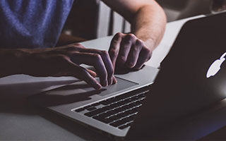 #中超#姆巴佩复出第一场就遇罚球争议，心态炸了，回放三遍才敢信